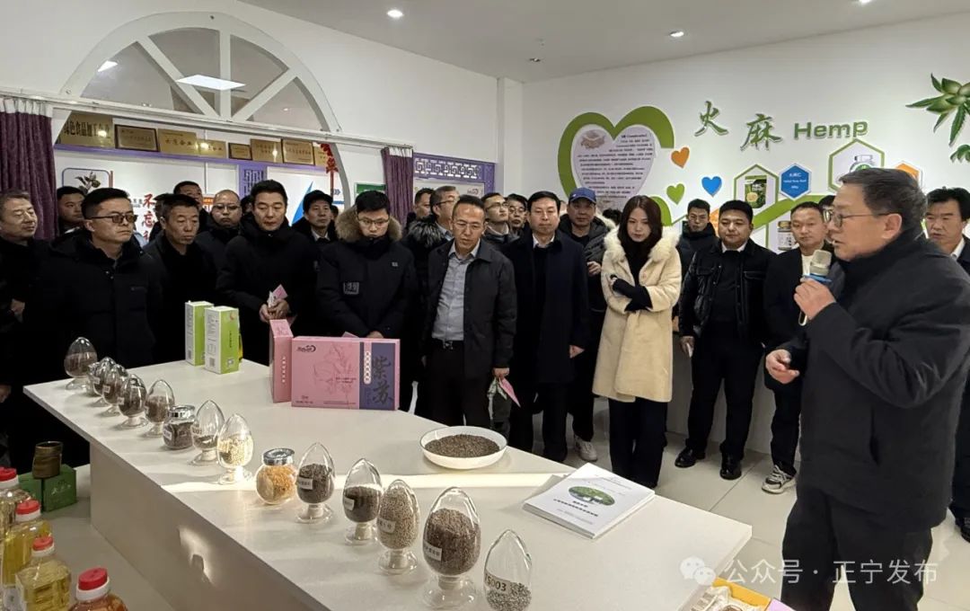 柏涵管理咨询董事长高宏斌应邀到金牛实业和中钠储能观摩考察。