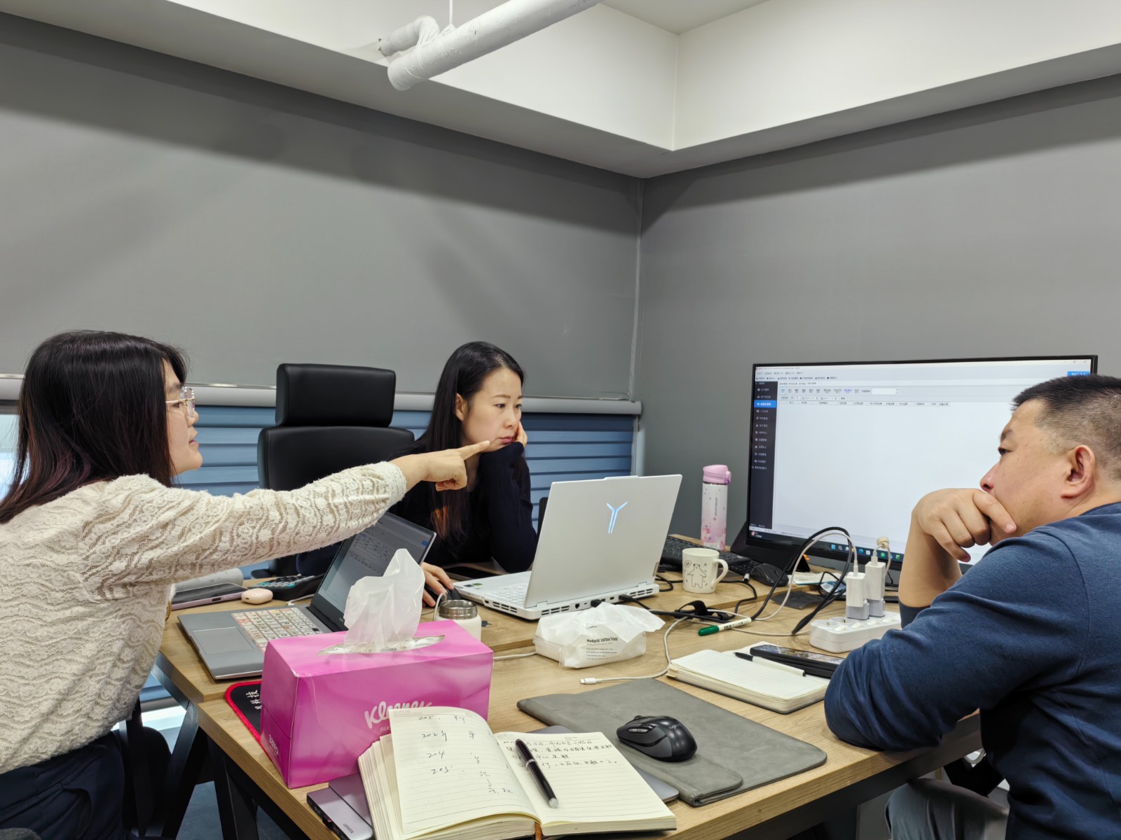 韩国（株）荣德国际贸易公司[(주) 롱덕 국제 무역 주식회사]管理咨询项目启动，标志着柏涵管理咨询国际化迈出了第一步。